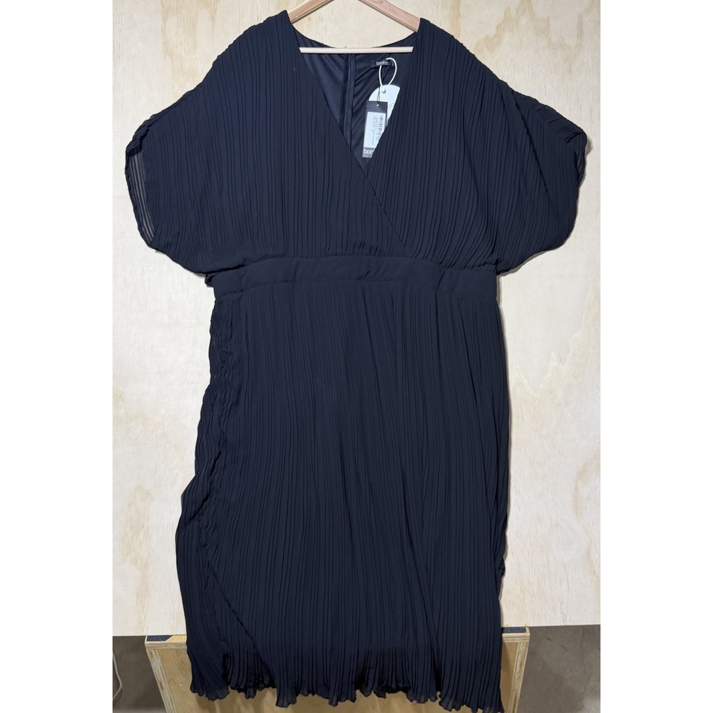 Boohoo Plus Pleated Black Mini Dress‎ Womens US 22 UK 26 NWT Cocktail Party